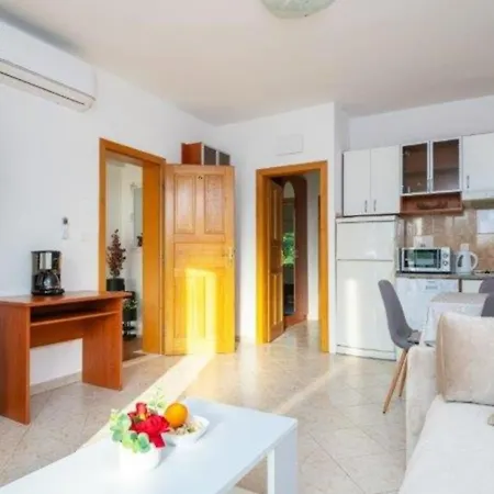 Azzurro 2 By Guide Dubrownik