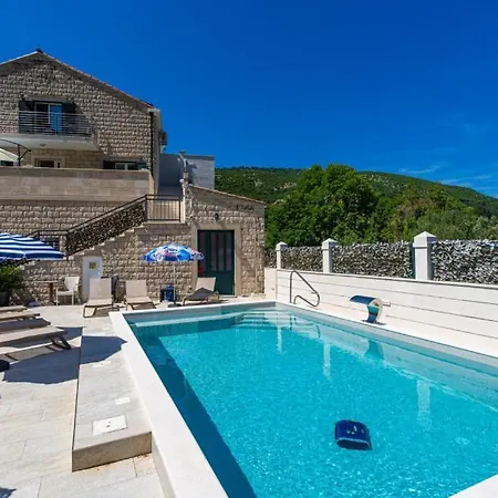 Apartment Azzurro 2 By Guide