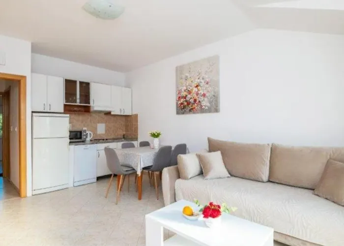 Apartment Azzurro 2 By Guide *
